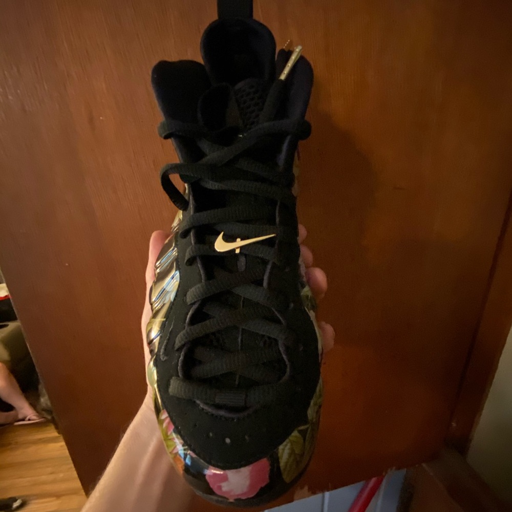 Nike foamposite one “floral”